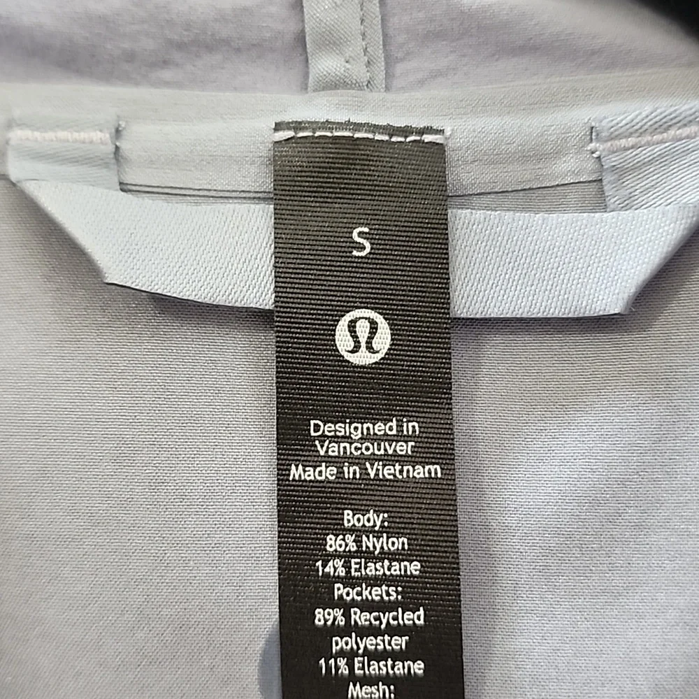Lululemon Stretch Cargo Jacket In Chambray NWT